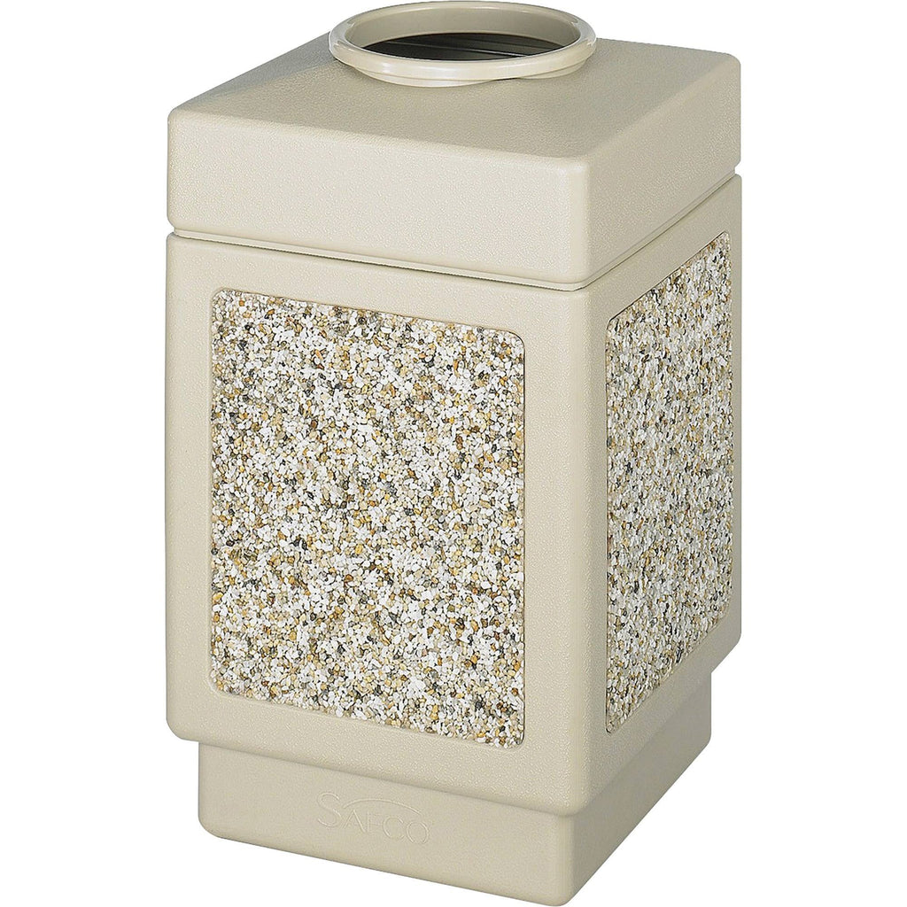38 gal Outdoor Plastic Trash Can B600182