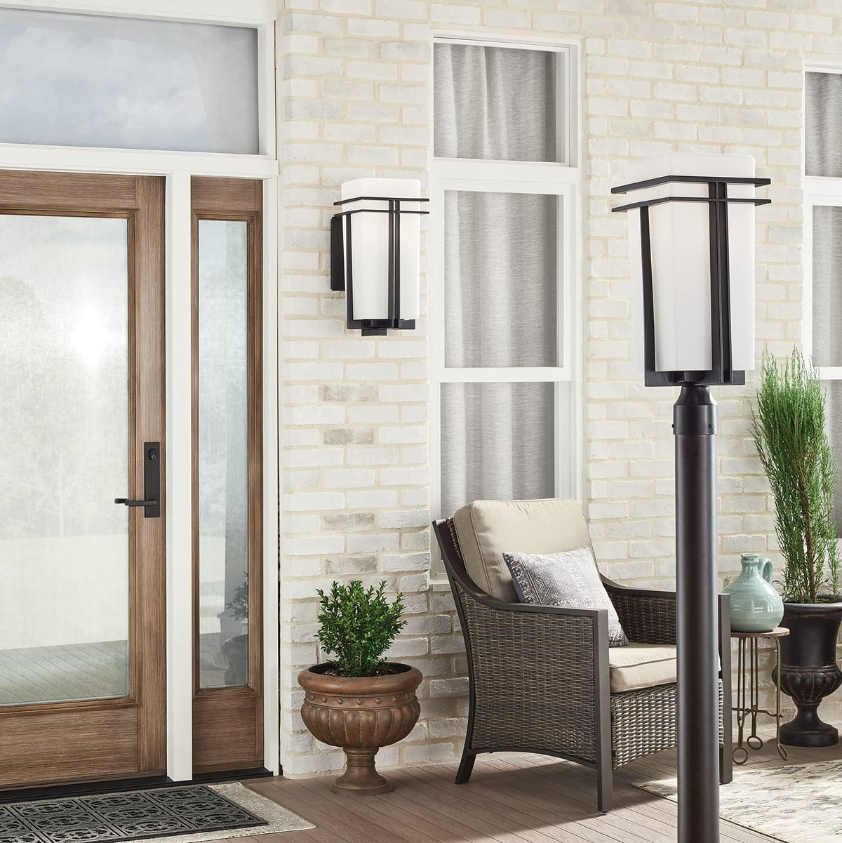 Black Outdoor Post Light Z345