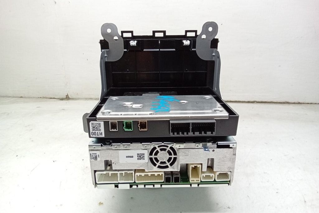18 2018 Subaru XV Crosstrek Radio Receiver w/ Navigation OEM L30622