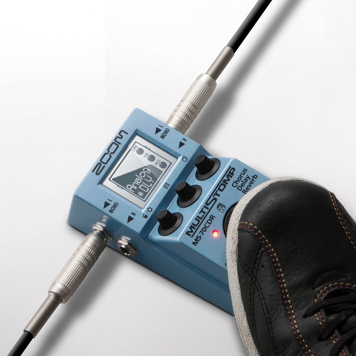 MultiStomp Bass Pedal with Chorus, Delay, Reverb Effects U7229