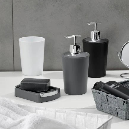 Black Tumbler I2971
