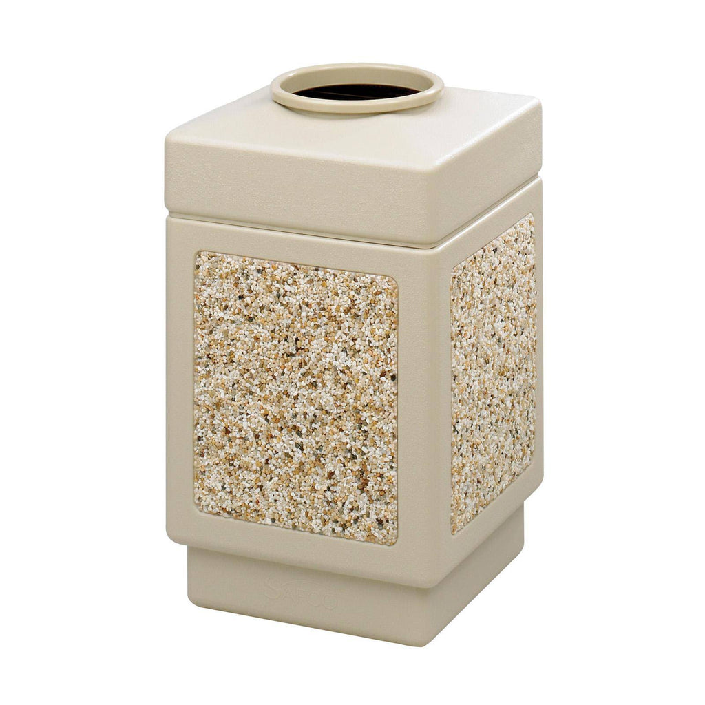 38 gal Outdoor Plastic Trash Can B600182