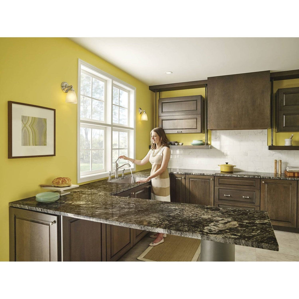 Matte Black High-Arc Single Handle Kitchen Faucet with Side C699823