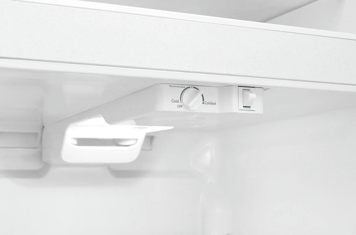 Top Freezer Freestanding Refrigerator Q59285
