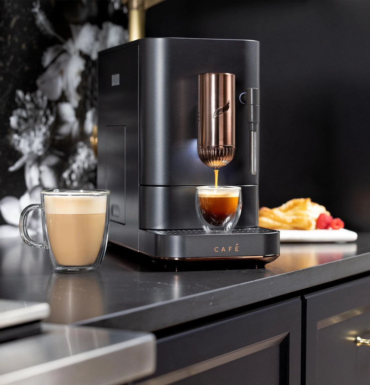 Automatic Espresso Machine with Milk Frother and Bean Grinder O4750
