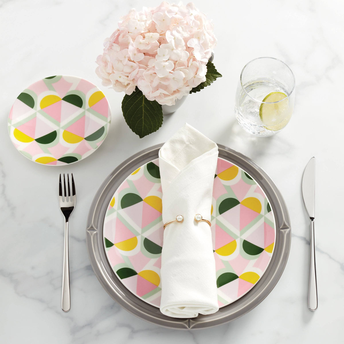 Platinum 4-Piece Place Setting D860670