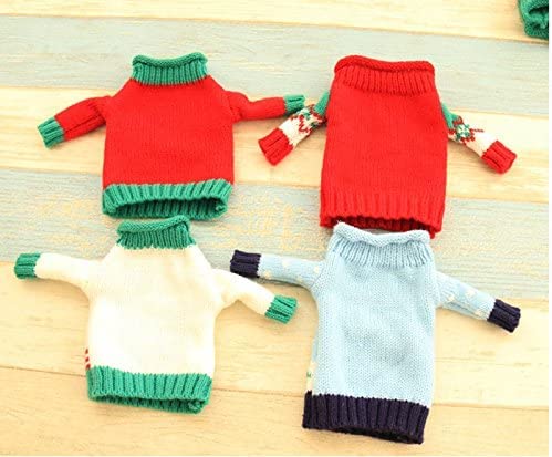 4 Pack Christmas Wine Bottle Covers and Hats Kit R793956
