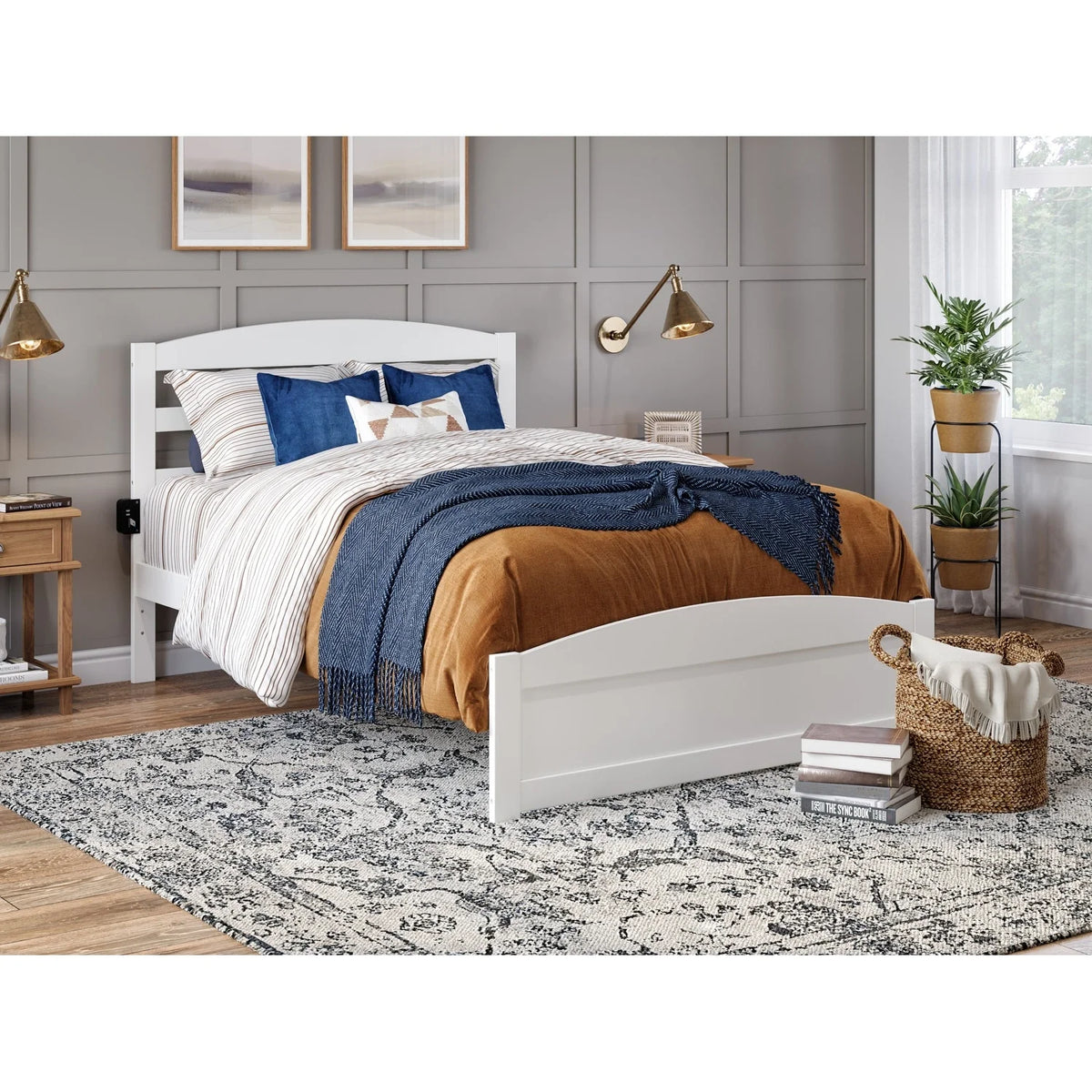 White Queen Solid Wood Platform Bed L46728