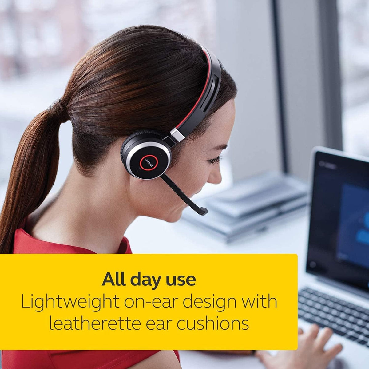 Mono Headset with Charging Stand S953