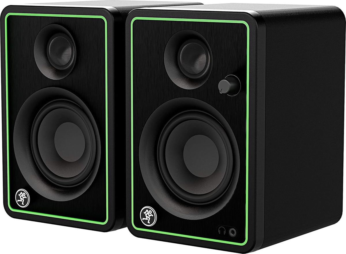 2x2 USB Type-C Audio Interface with Multimedia Monitors and Microphone Isolation Shield C476224
