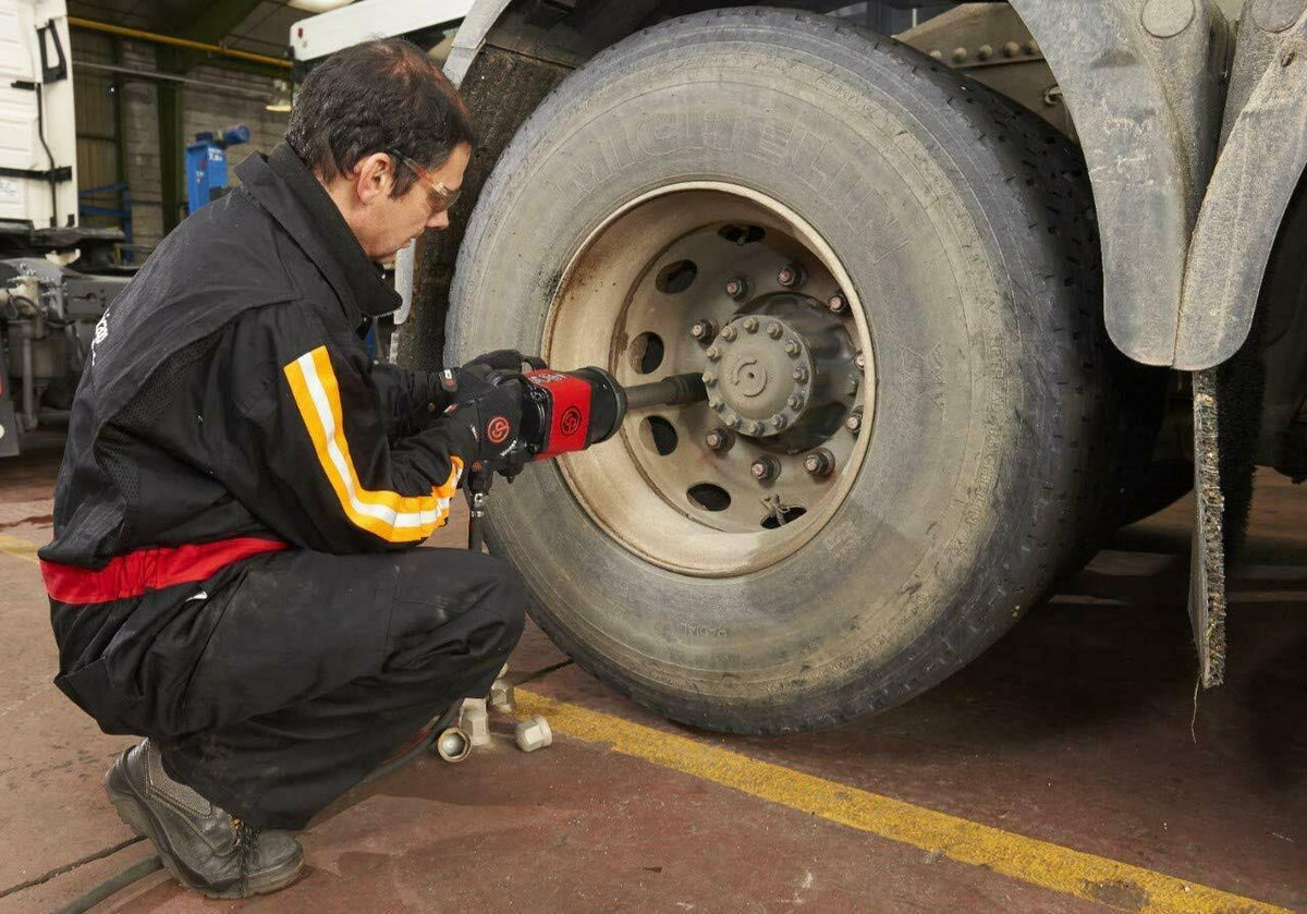 Heavy Duty Impact Wrench with Extended Anvil M8300