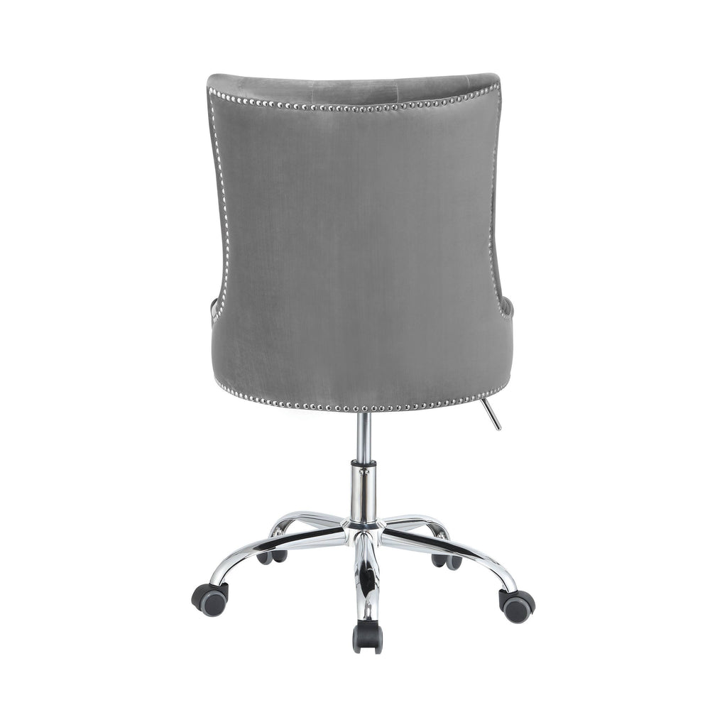 Gray and Silver Office Chair with Casters U7949