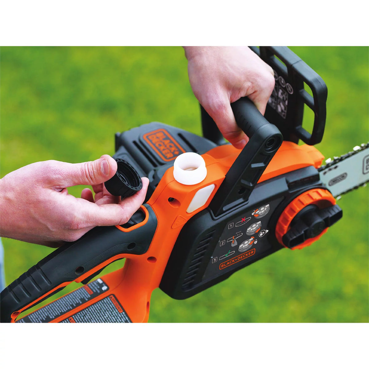 40V MAX 12 Cordless Chain Saw O359